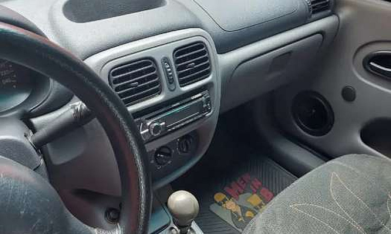 Vendo Automóvil Rena...