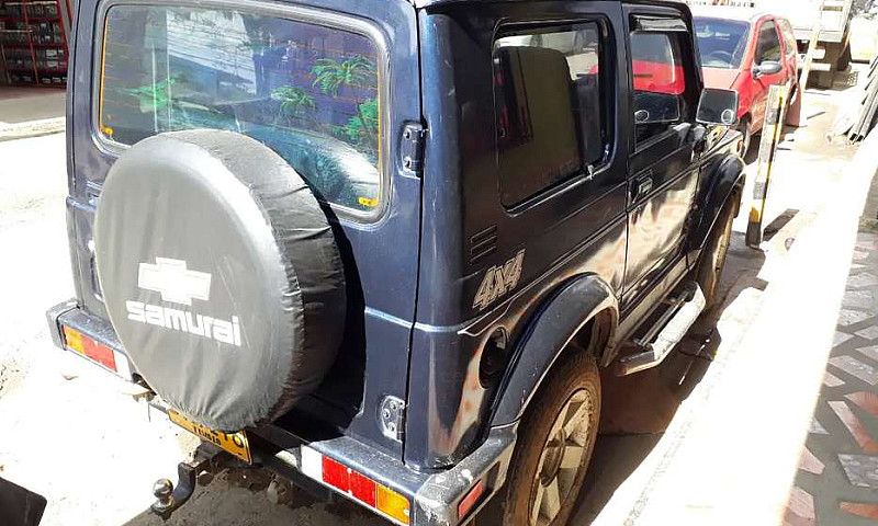 Chevrolet Samurái 19...