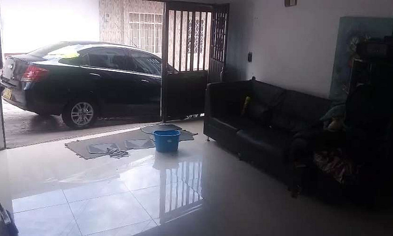 Vendo Casa...