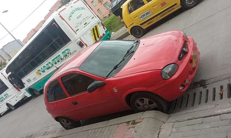 Vendo Corsa Active 2...