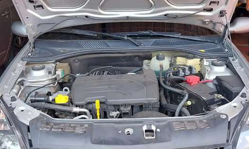 Renault Clio 2015...