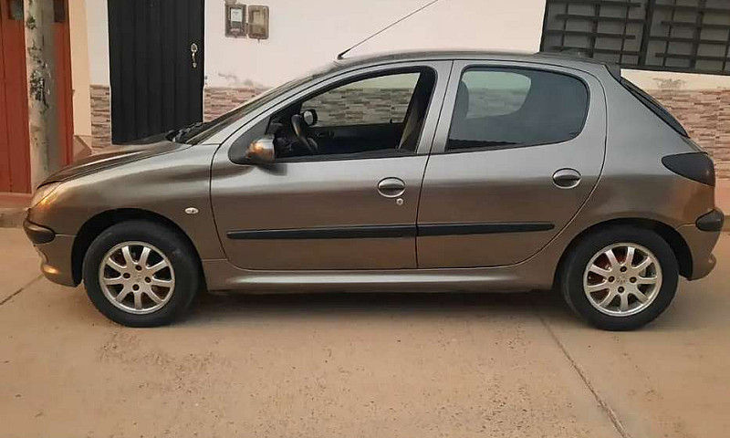 Vendo Peugeot 206 Aa...