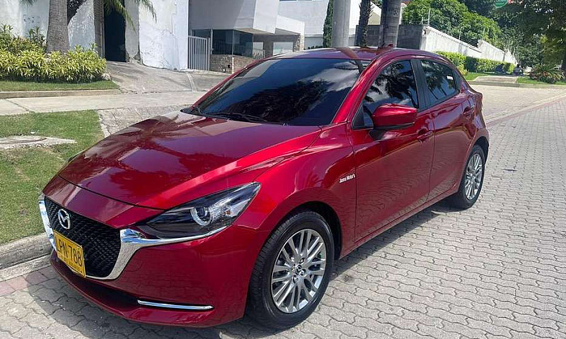 Mazda 2 Gran Touring...
