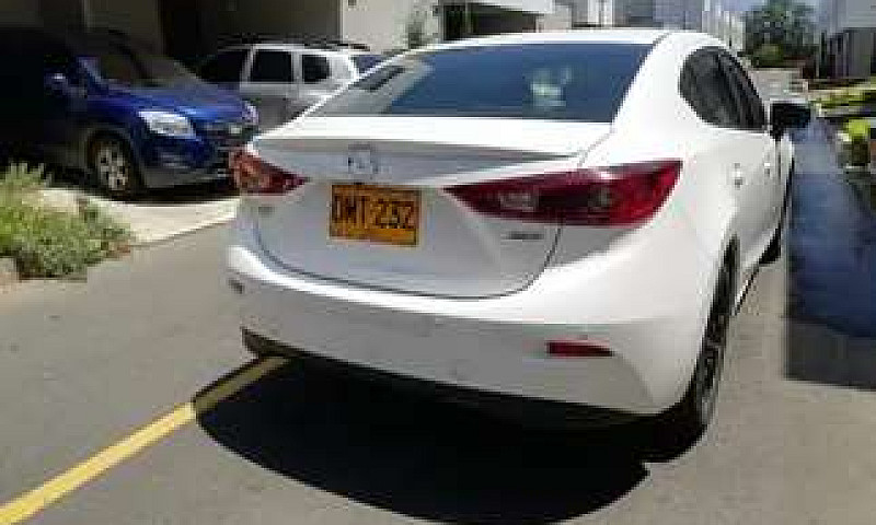 Mazda 3 Modelo 2017...
