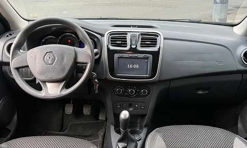 Renault Sandero Dyna...