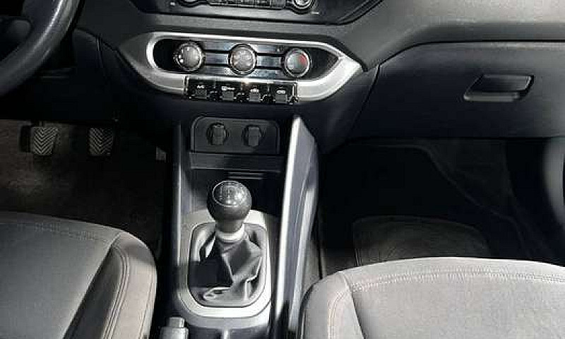 Kia Rio Hb 2015...