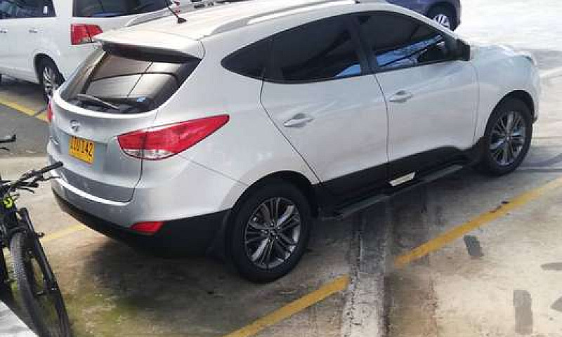 Hyundai Tucson Ix35...