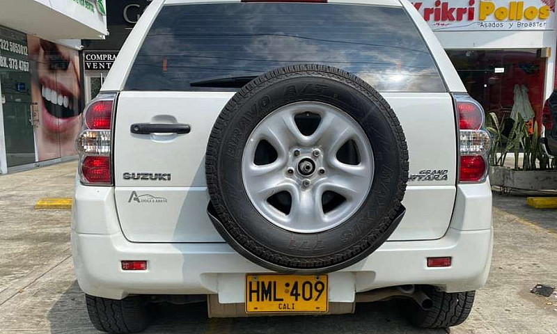 Suzuki Grand Vitara ...