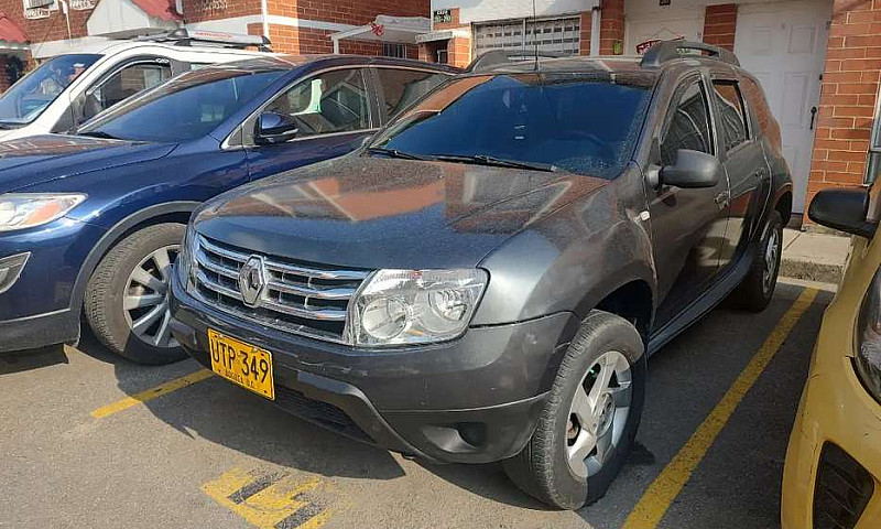 Vendo Renault Duster...