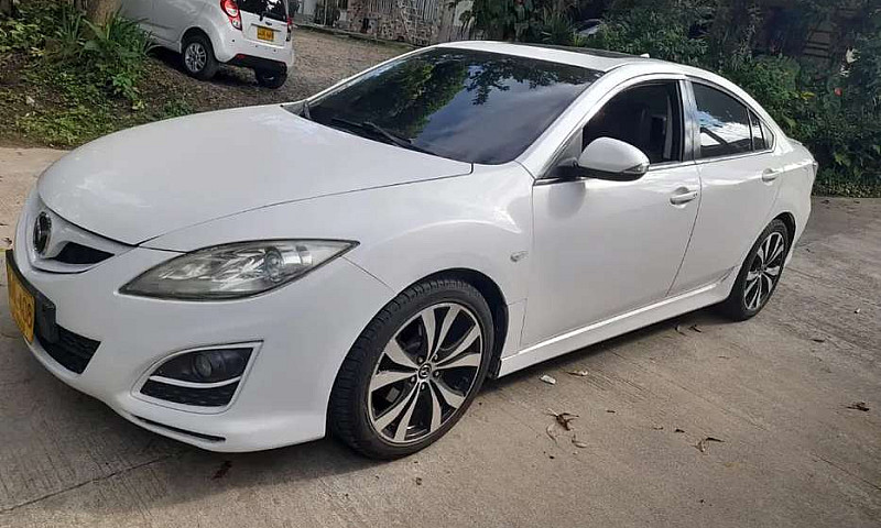 Mazda 6 2012...