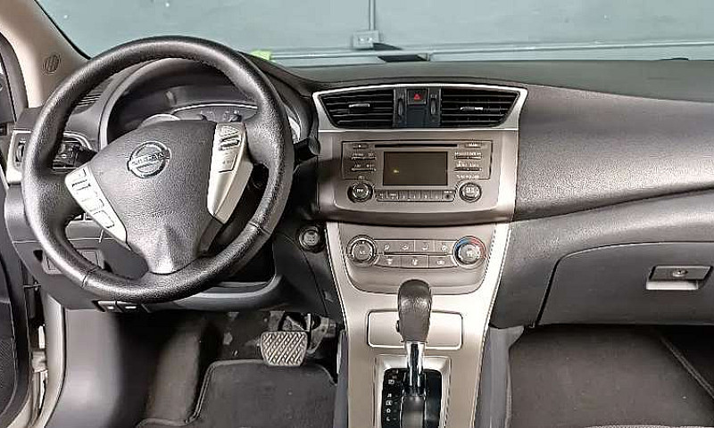 Nissan Sentra 2015...