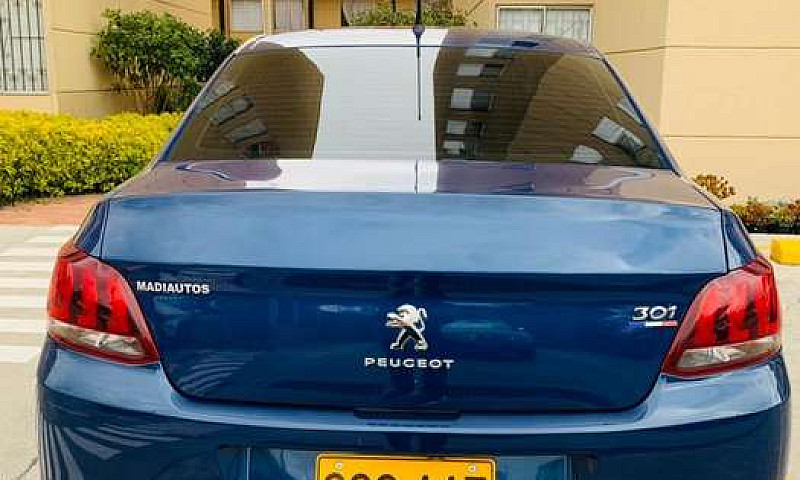 Peugeot 301 Allure 1...