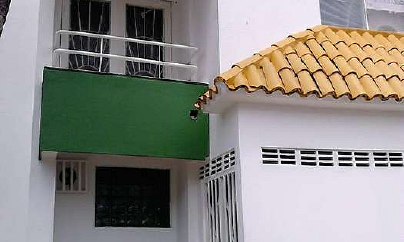 Casa En El Barrio Ca...