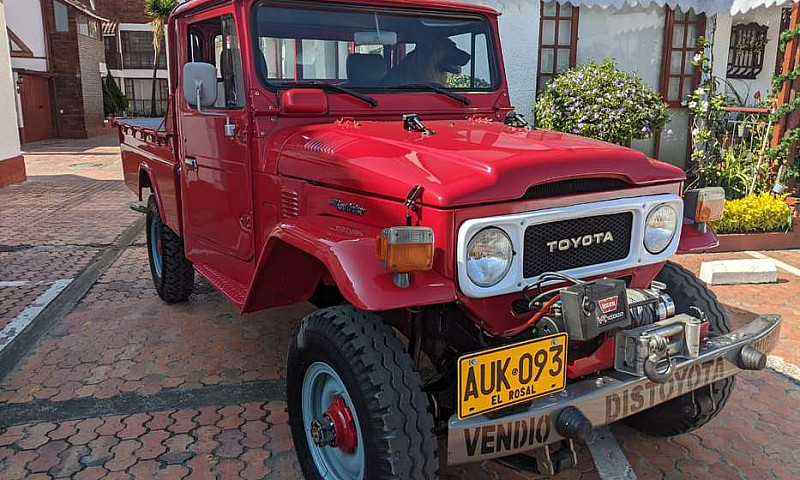 Toyota Fj45 4X4 Mod8...