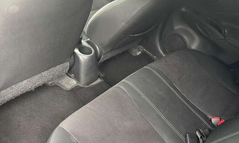 Nissan Versa 2015 Du...