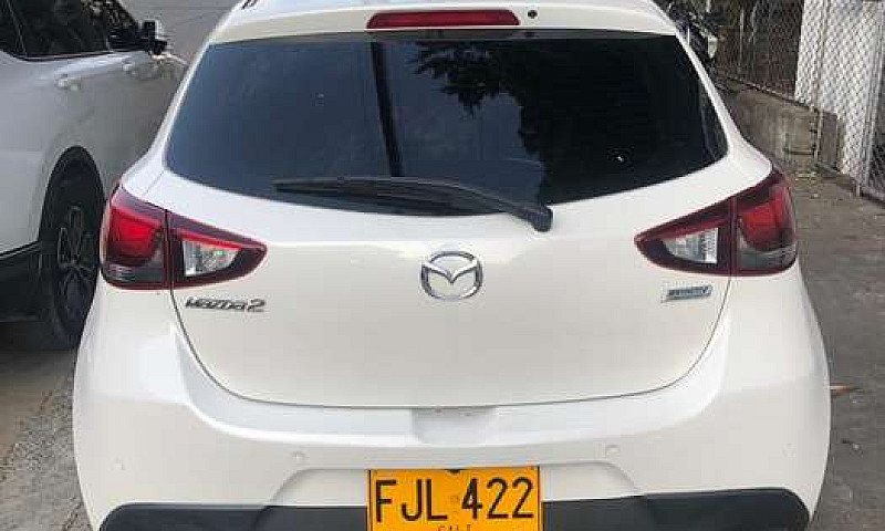 Mazda 2 Touring 2019...