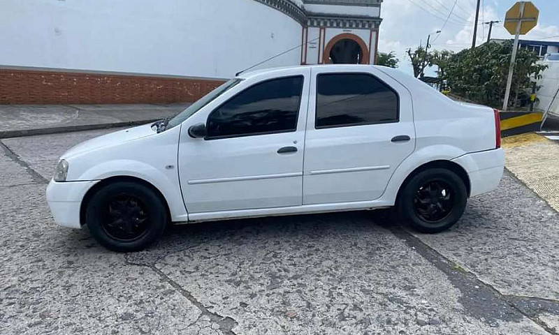 Renault Logan Dinami...