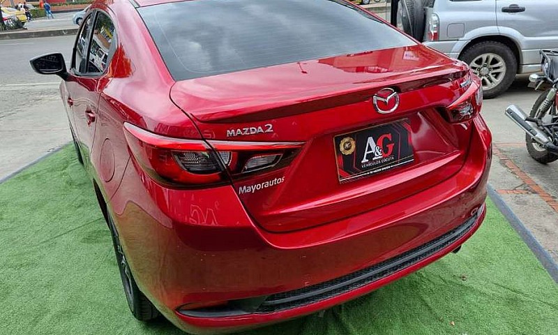Mazda 2 Grand Tourin...