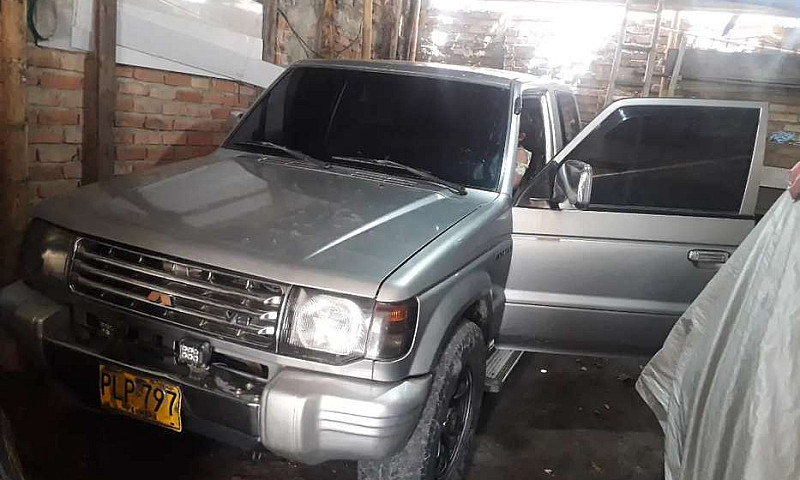 Montero Modelo 2003...