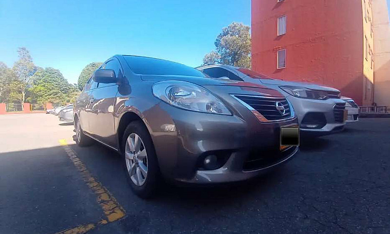 Nissan Versa Full Eq...