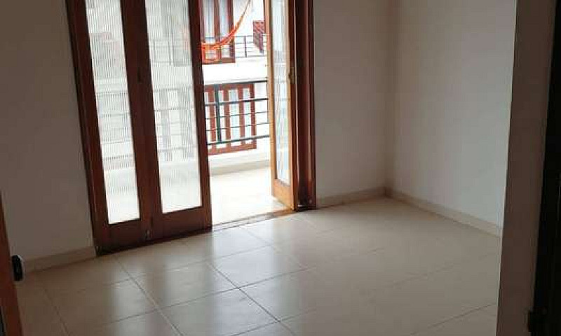 Hermosa Casa De 2 Pi...