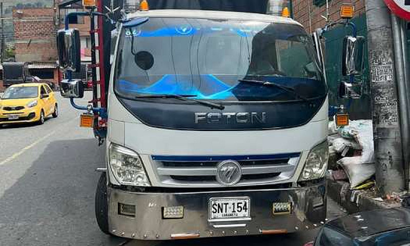 Vendo Foton...