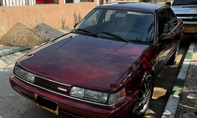 Vendo Mazda 626 L Mo...