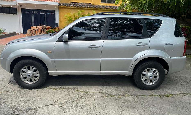 Rexton 2005 Automáti...