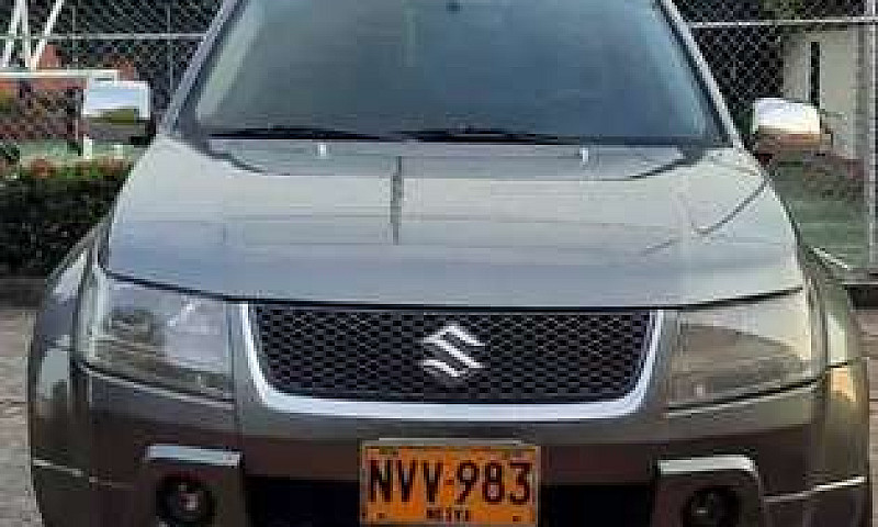 Vendo Suzuki Grand V...