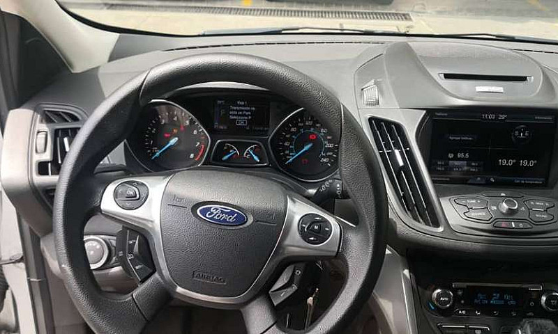 Ford Escape 2013 - Ú...