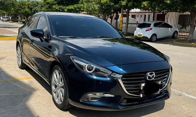 Vendo Mazda 3...