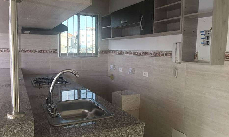 Arriendo Apto Sin Am...