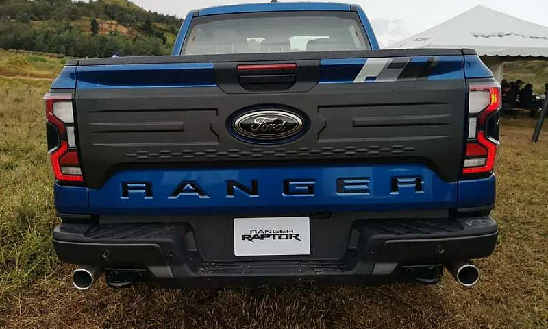 Ranger Raptor 2023 3...