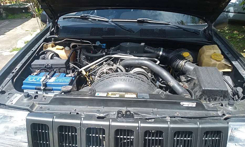 Vendo Jeep Cherokee ...
