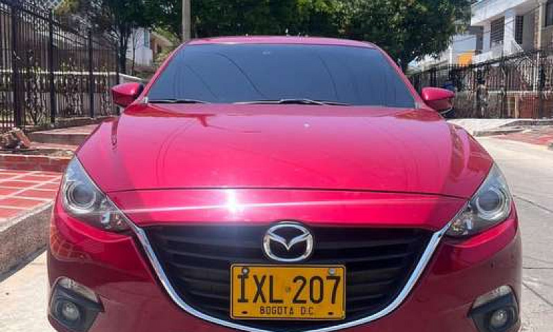 Vendo Mazda 3 Tourin...