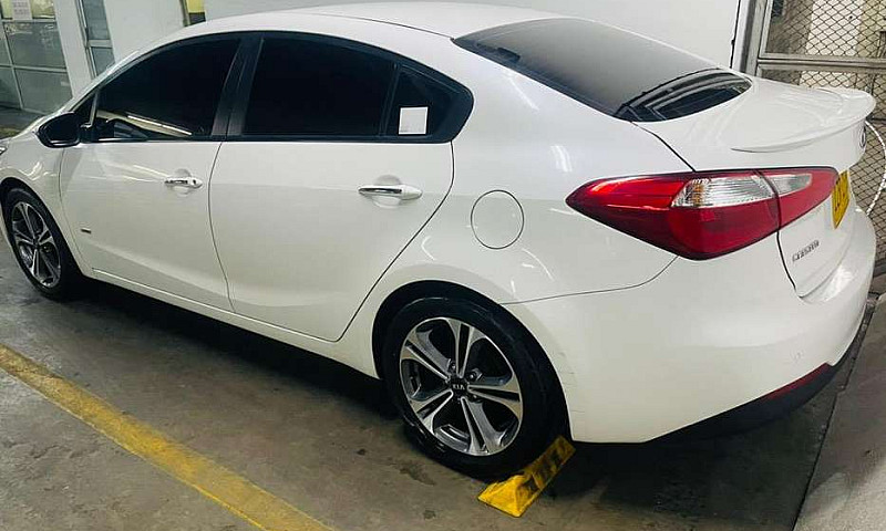 Cerato Kia Pro Summa...