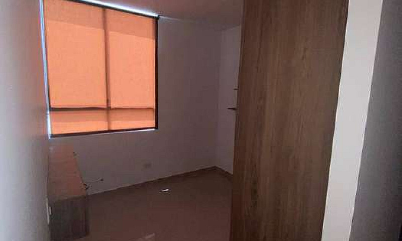 Arriendo Apto En Zai...