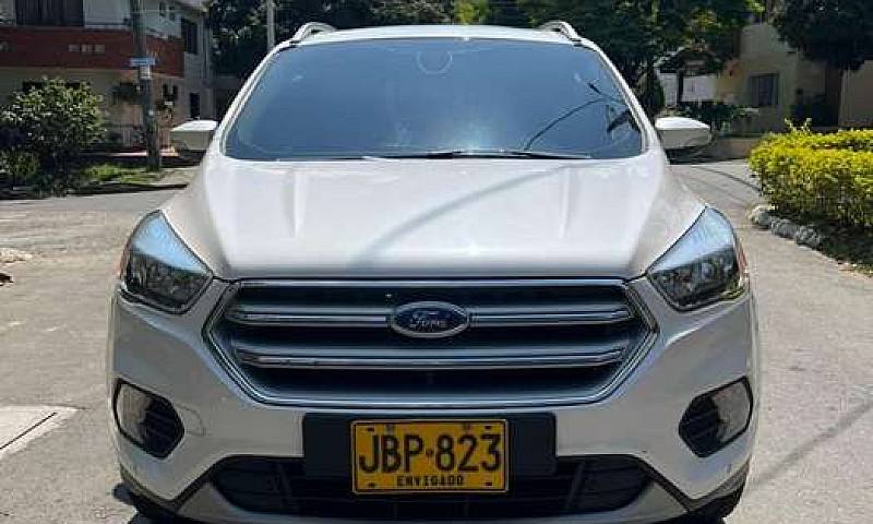 Ford Escape Titanium...