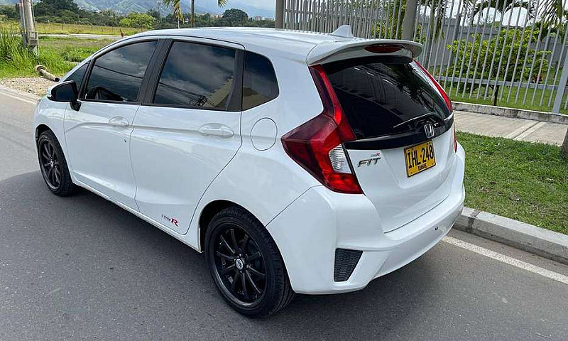 Honda Fit Mec 1.5  2...