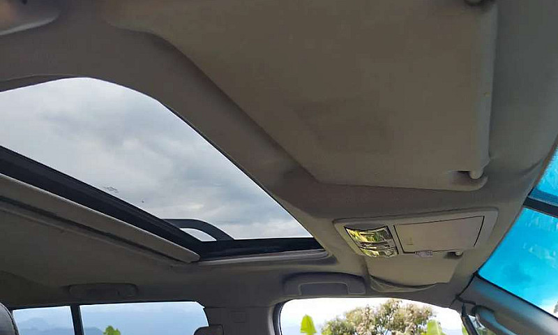 Nissan Pathfinder...