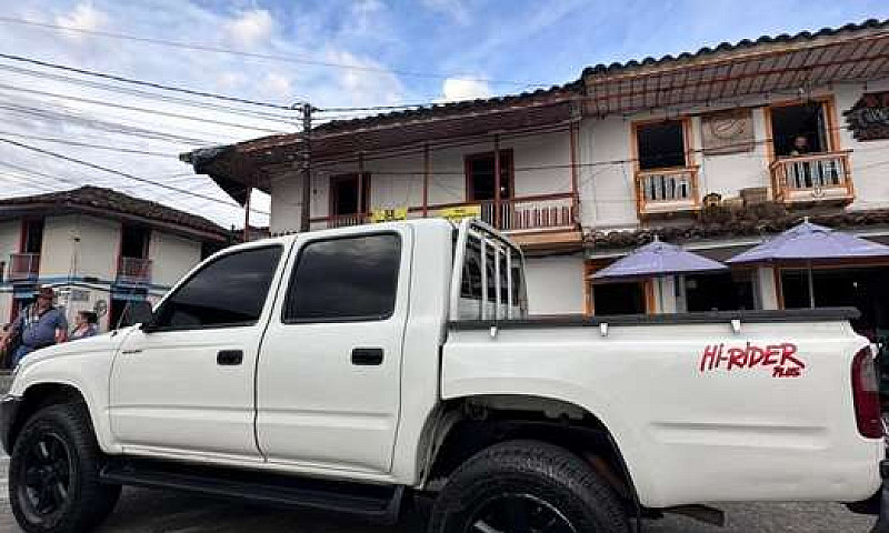 Toyota Hilux Hirider...