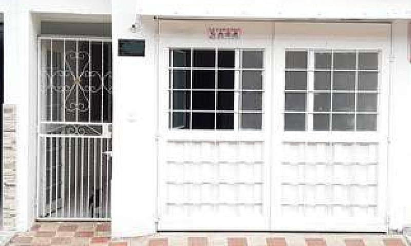 Arriendo Casa Urbani...