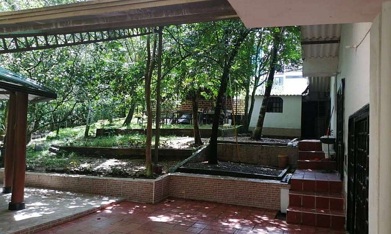 Vendo Excelente Casa...