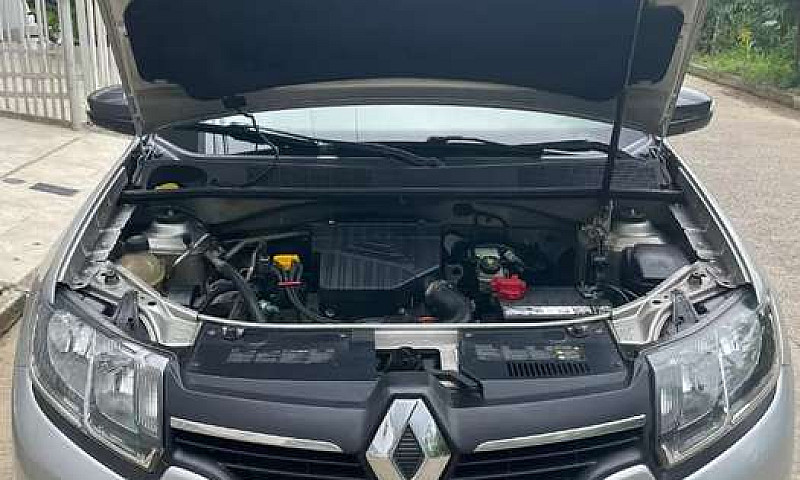 Renault Sandero 2016...