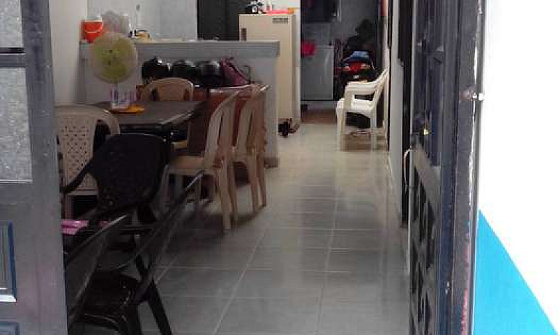 Se Vende Casa Barrio...