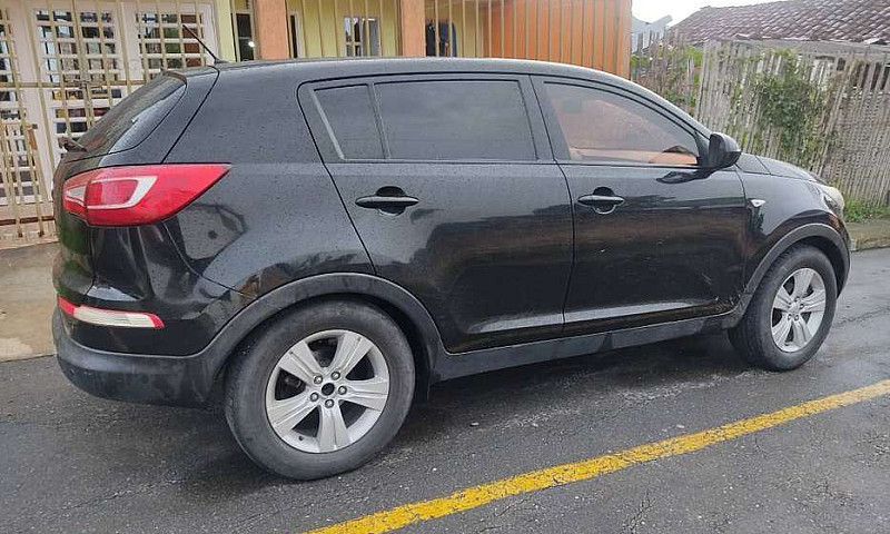 Kia Sportage Full...