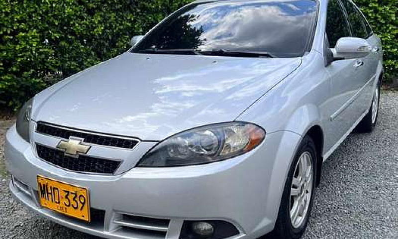 Chevrolet Optra 2012...