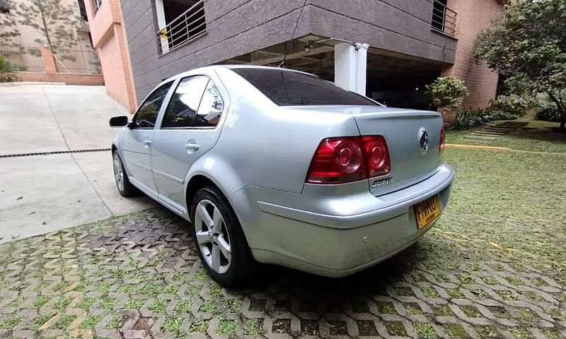 Volkswagen Jetta Wol...