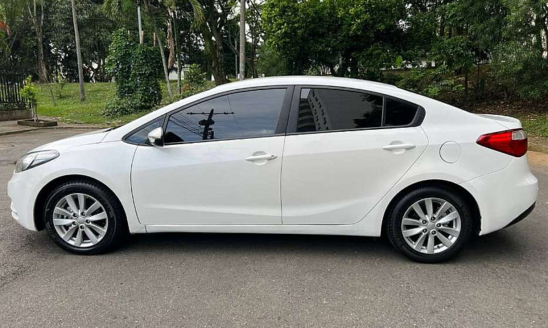 Kia Cerato Pro Ex...