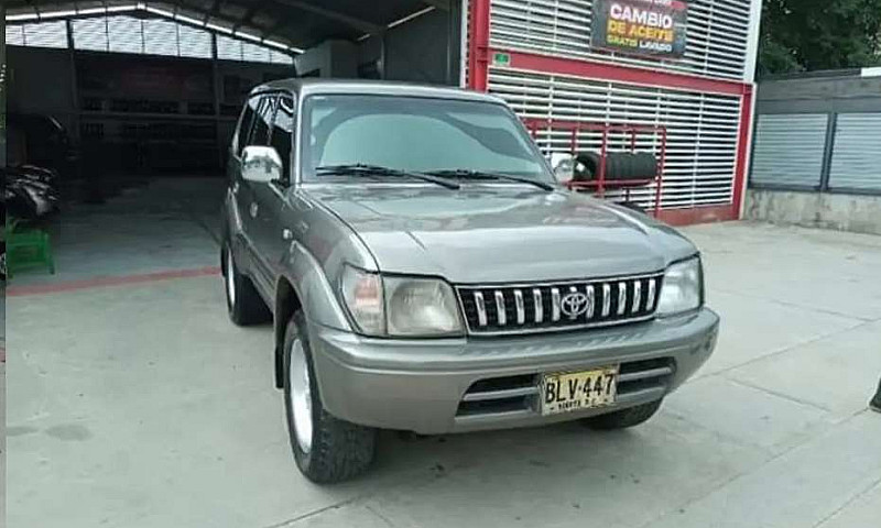 Toyota Prado Vxa...